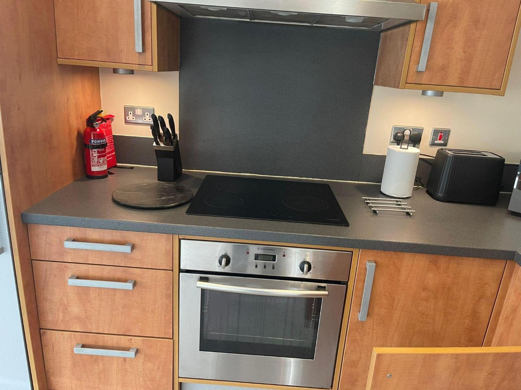 City With 3 Bedrooms Apartment Birmingham
