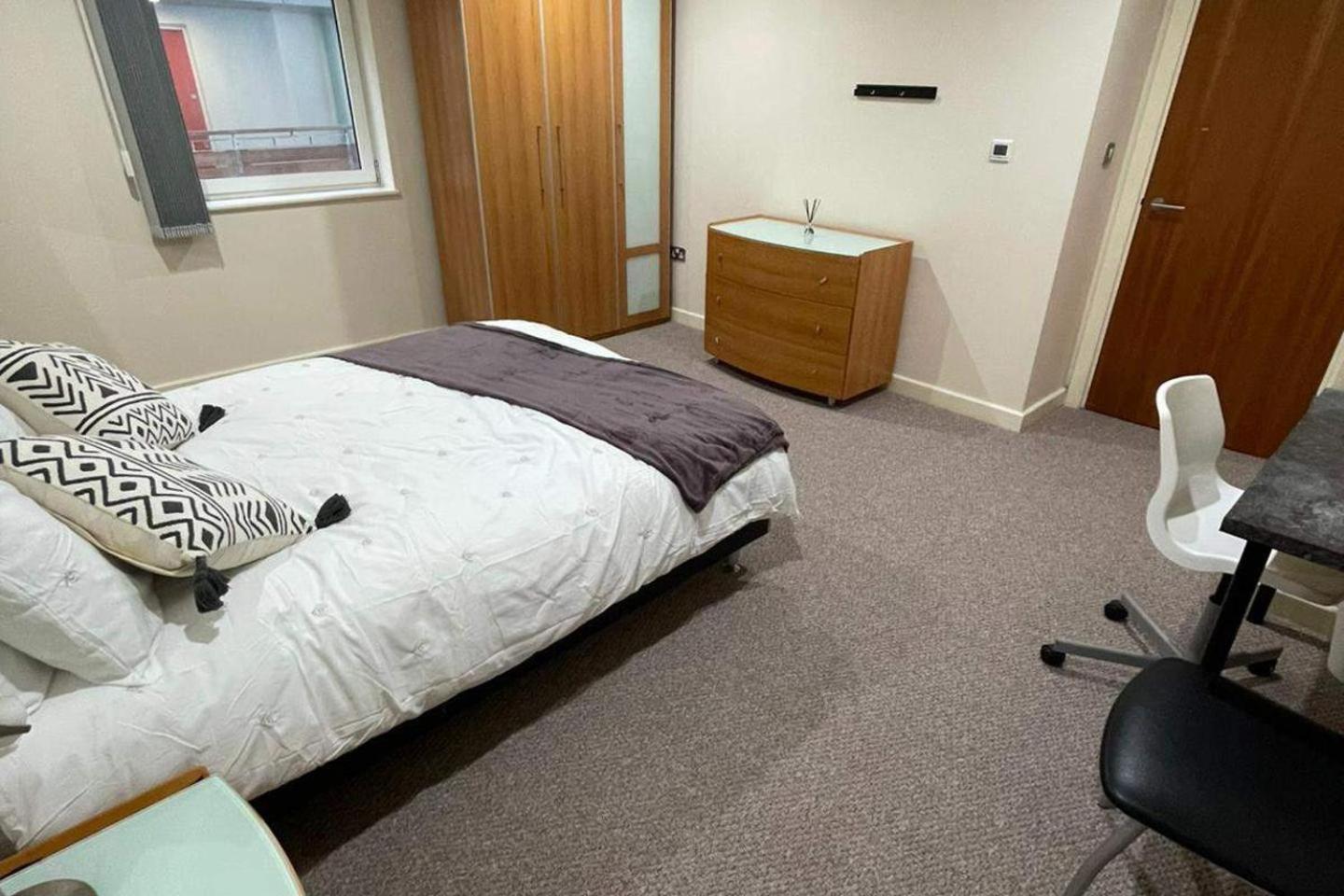 City With 3 Bedrooms * Birmingham